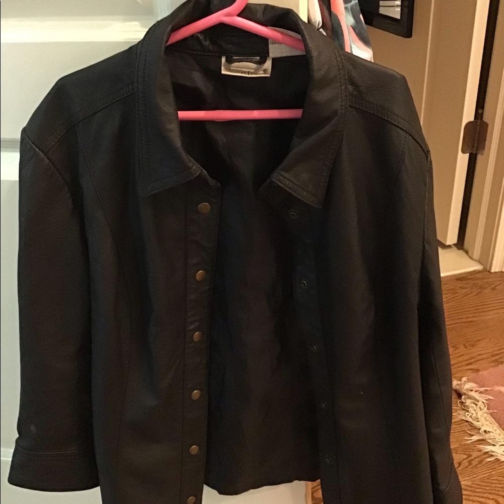 Newportnews easy style leather jacket